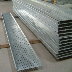 Đột Lỗ CNC Nhôm Tấm 3mm Hình Oval