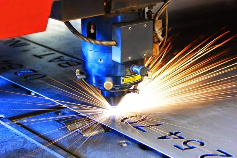 Đặc điểm của phương pháp cắt laser