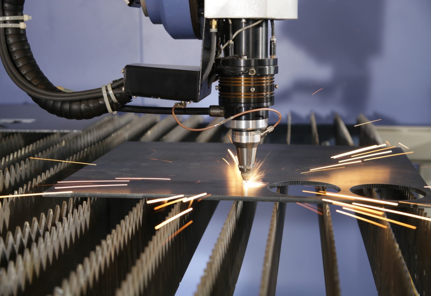 Cắt CNC là phương pháp cắt kim loại phổ biến nhất hiện nay